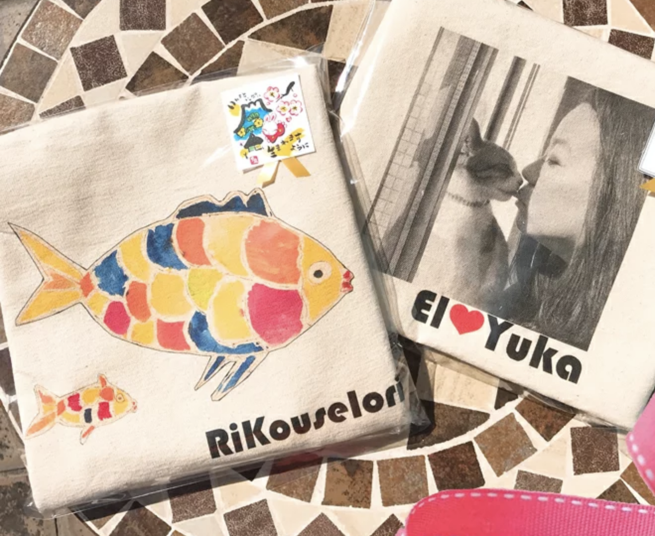 オリジナルグッズとは？